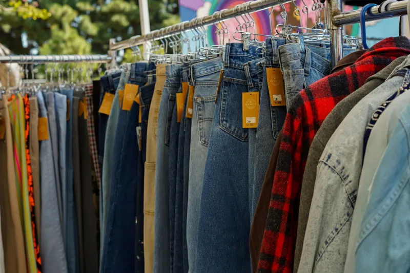 Thrift Score: Why Vintage Oversized Caps Are the Hottest Hunt in America Right Now